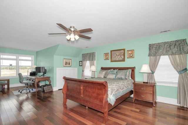 75 Pine Grove Ln., Georgetown, SC 29440