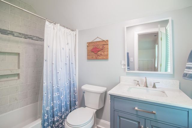 75 Pine Grove Ln., Georgetown, SC 29440