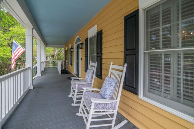 75 Pine Grove Ln., Georgetown, SC 29440