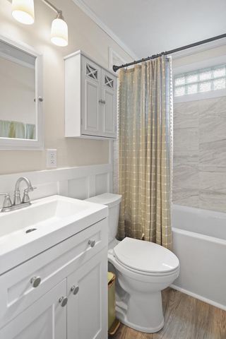 2704 Dwight STREET, Racine, WI 53403