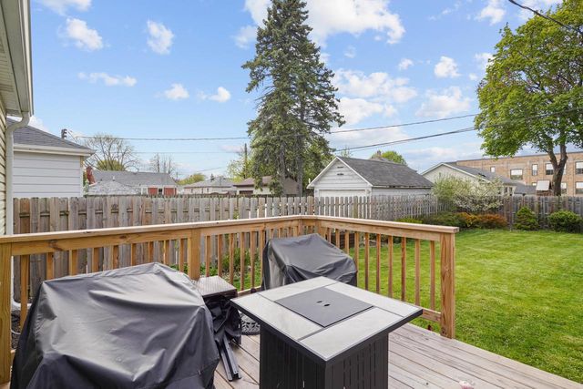 2704 Dwight STREET, Racine, WI 53403