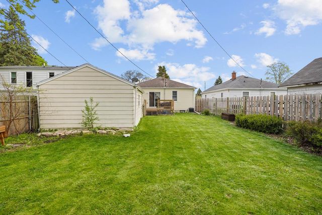 2704 Dwight STREET, Racine, WI 53403