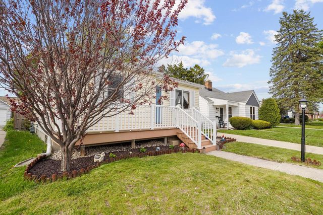 2704 Dwight STREET, Racine, WI 53403