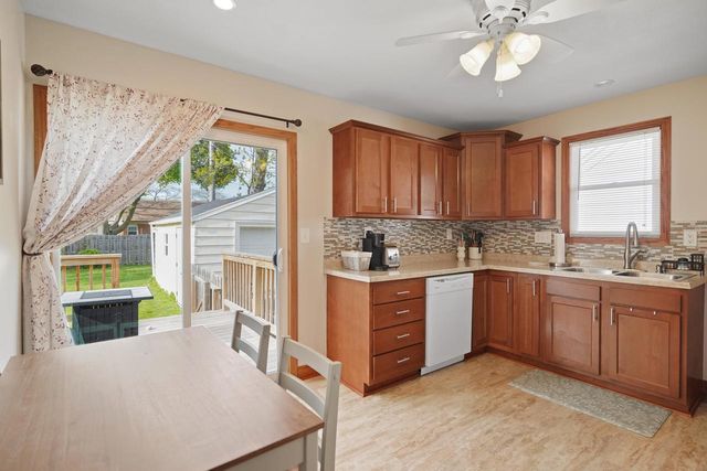 2704 Dwight STREET, Racine, WI 53403