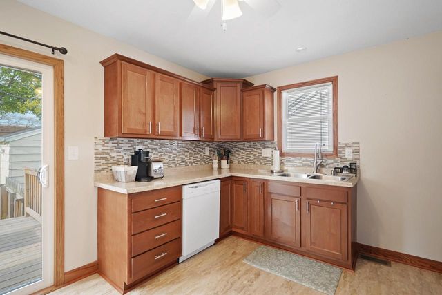 2704 Dwight STREET, Racine, WI 53403