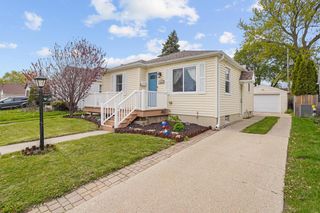 2704 Dwight STREET, Racine, WI 53403