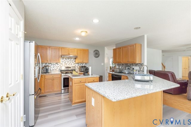 2205 Eagles Landing Ave, Richmond, VA 23231