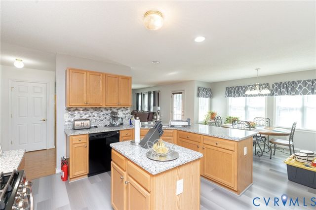2205 Eagles Landing Ave, Richmond, VA 23231