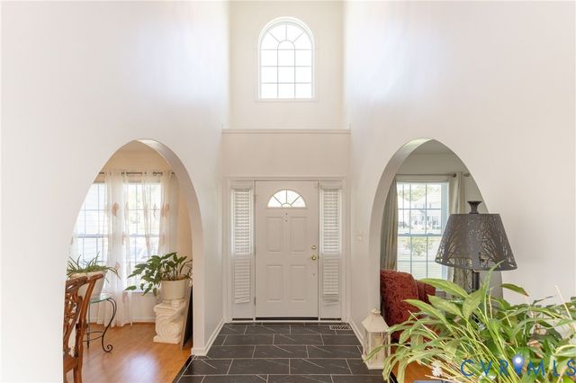 2205 Eagles Landing Ave, Richmond, VA 23231