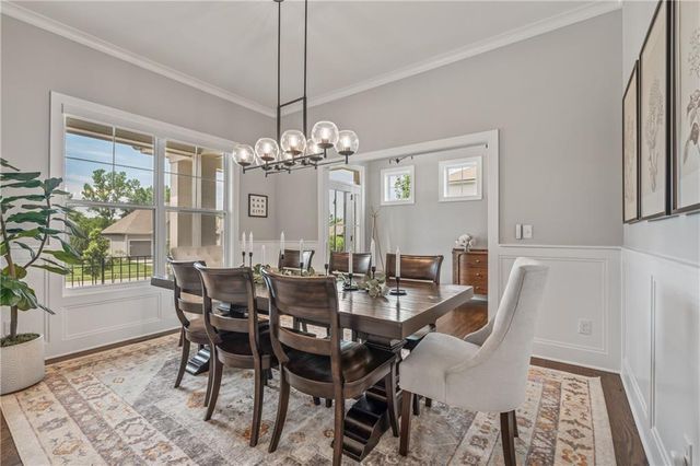 11563 S Montclaire Drive, Olathe, KS 66061