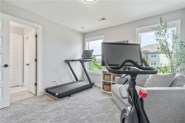 11563 S Montclaire Drive, Olathe, KS 66061