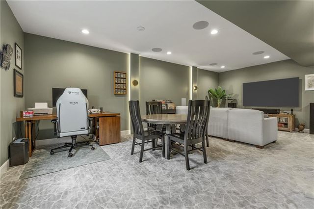 11563 S Montclaire Drive, Olathe, KS 66061
