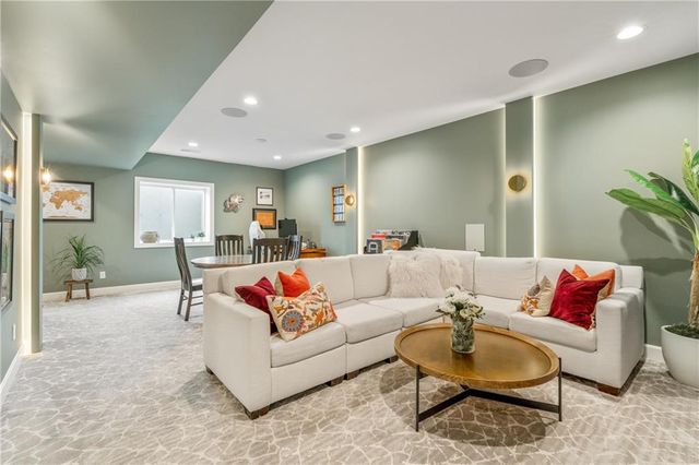 11563 S Montclaire Drive, Olathe, KS 66061