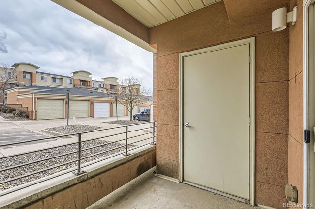 4100 Albion Street 303, Denver, CO 80216