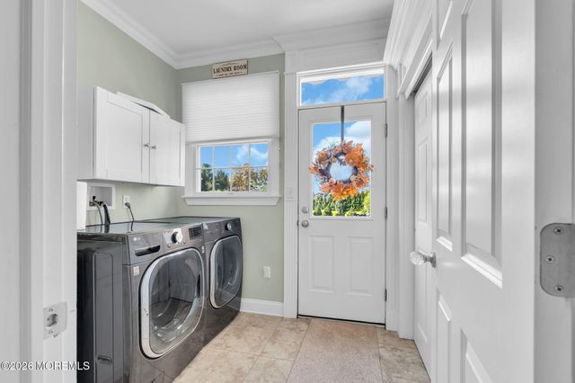 2 Lockwood Run, Colts Neck, NJ 07722