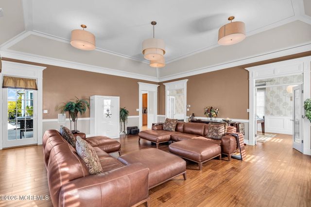2 Lockwood Run, Colts Neck, NJ 07722