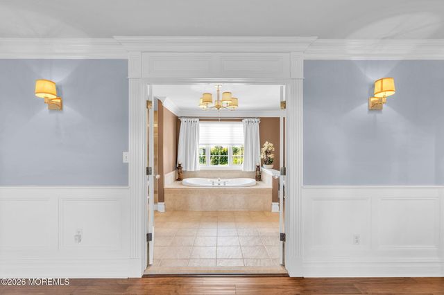 2 Lockwood Run, Colts Neck, NJ 07722