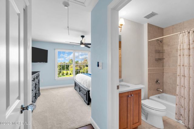2 Lockwood Run, Colts Neck, NJ 07722
