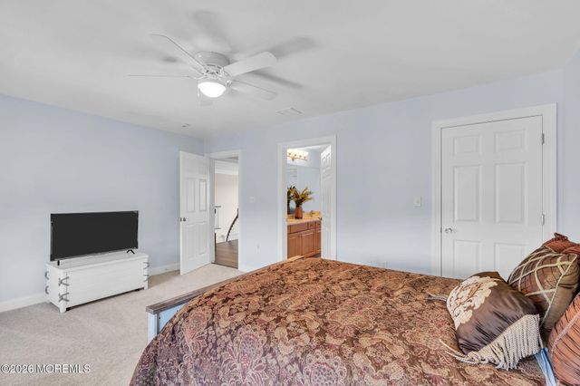 2 Lockwood Run, Colts Neck, NJ 07722
