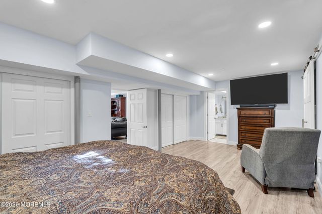 2 Lockwood Run, Colts Neck, NJ 07722