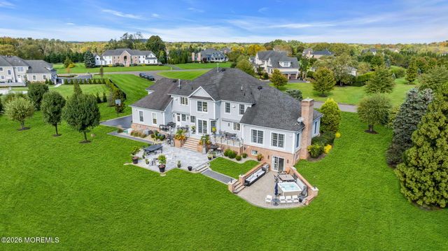 2 Lockwood Run, Colts Neck, NJ 07722