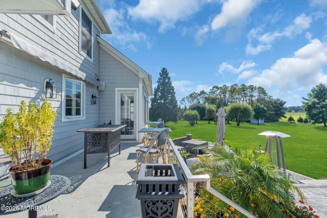 2 Lockwood Run, Colts Neck, NJ 07722