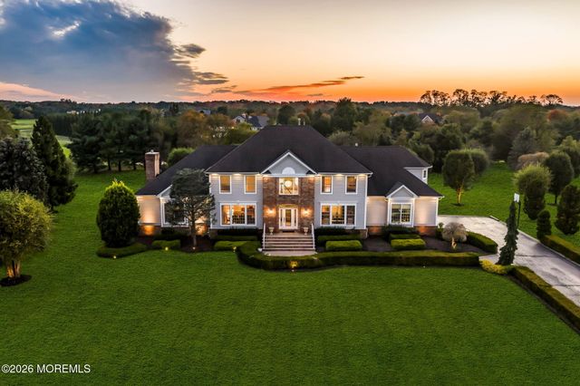2 Lockwood Run, Colts Neck, NJ 07722