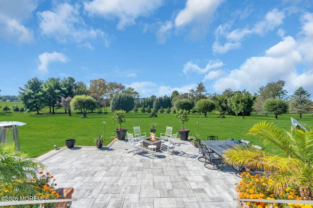2 Lockwood Run, Colts Neck, NJ 07722
