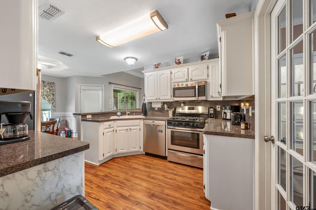 9359 Saint Patrick Pl, Tyler, TX 75703