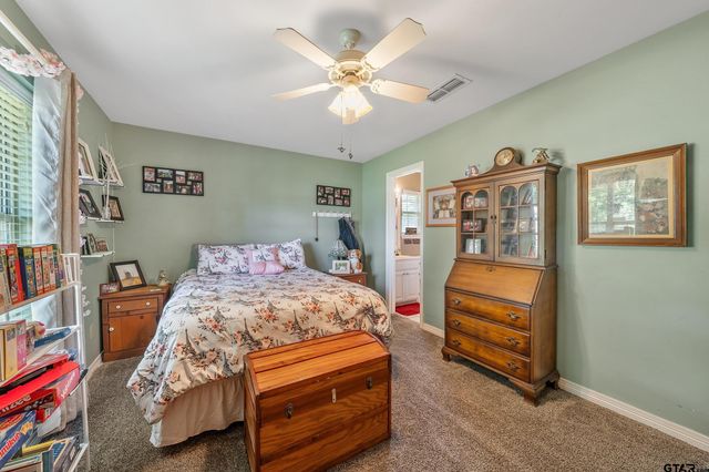 9359 Saint Patrick Pl, Tyler, TX 75703