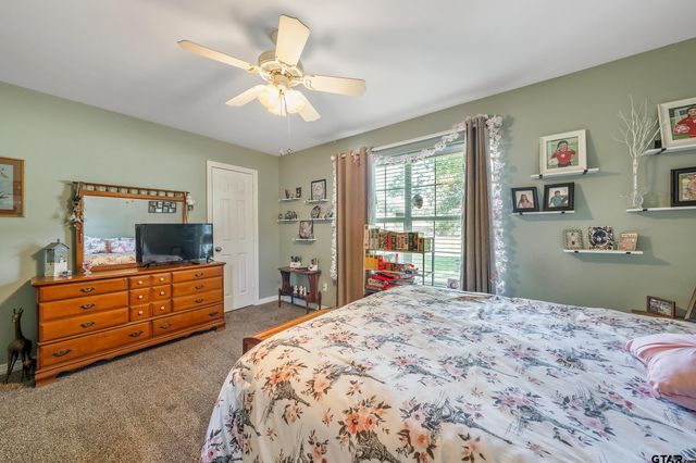 9359 Saint Patrick Pl, Tyler, TX 75703