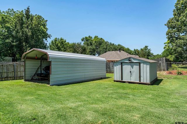 9359 Saint Patrick Pl, Tyler, TX 75703