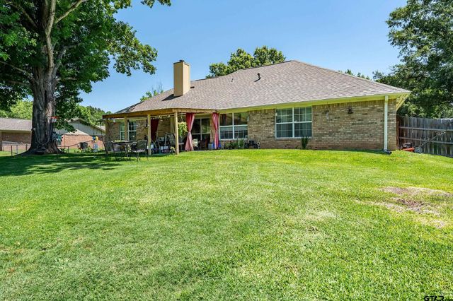 9359 Saint Patrick Pl, Tyler, TX 75703