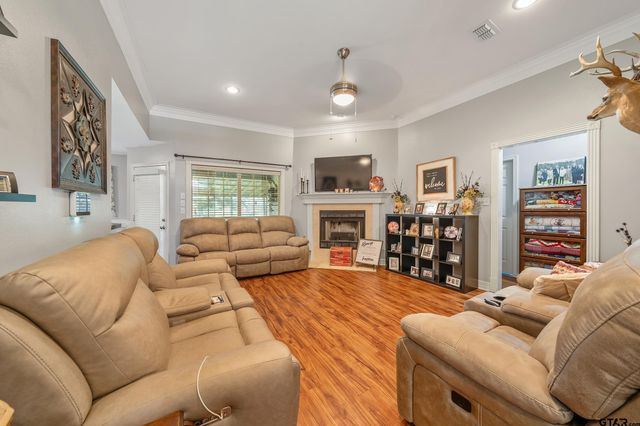 9359 Saint Patrick Pl, Tyler, TX 75703
