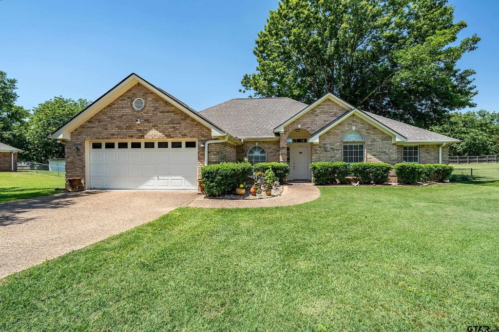 9359 Saint Patrick Pl, Tyler, TX 75703