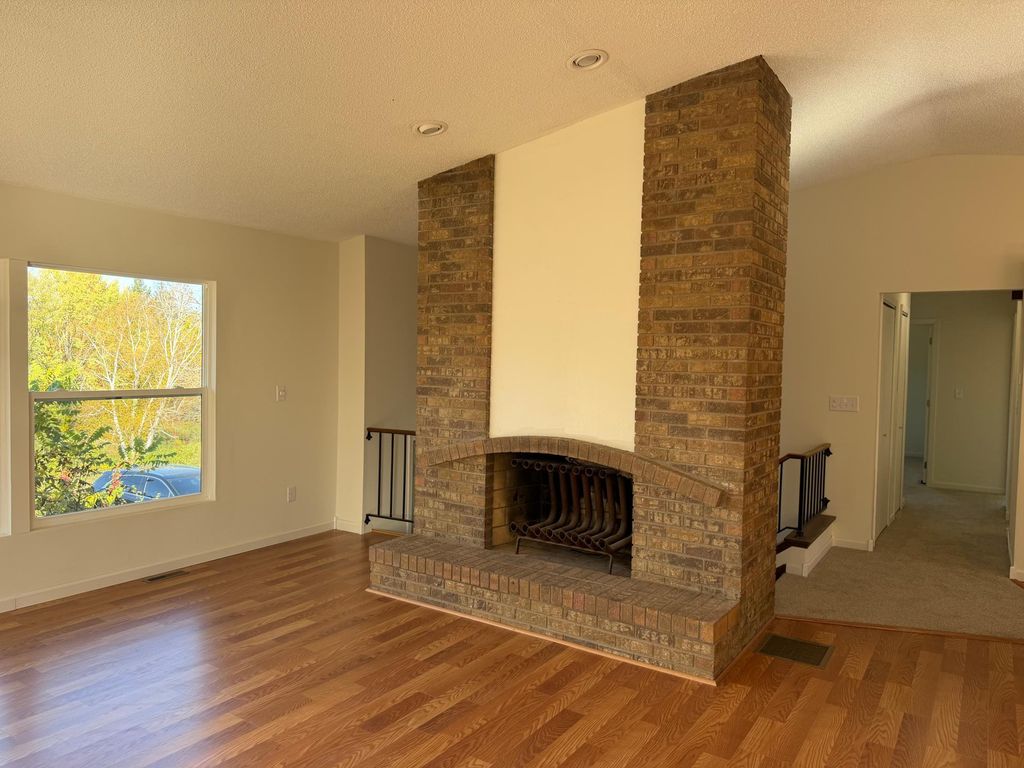 427 N Glover Road, Hudson, WI 54016 — photo 2