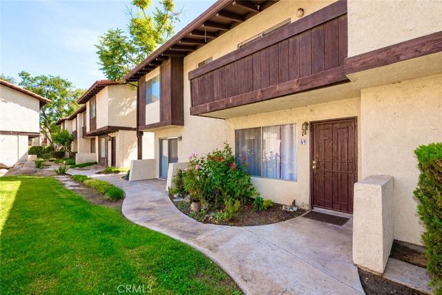 1077 S Santo Antonio Drive 45, Colton, CA 92324