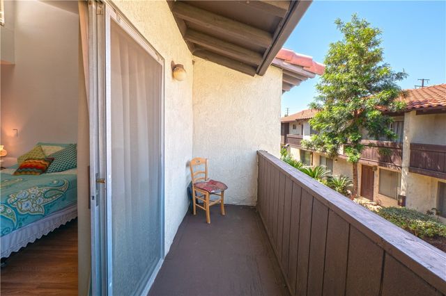 1077 S Santo Antonio Drive 45, Colton, CA 92324