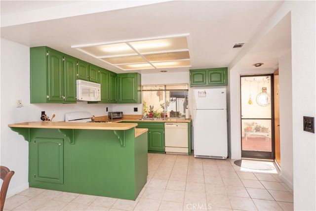 1077 S Santo Antonio Drive 45, Colton, CA 92324