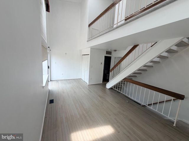 6907 STORCH CIR, Lanham, MD 20706