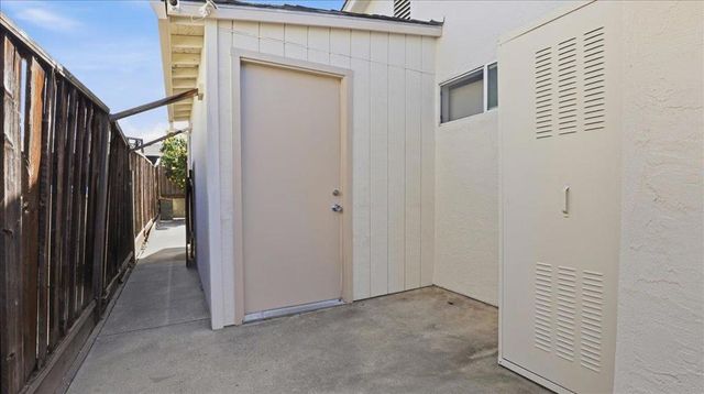 2162 Stratton Place, San Jose, CA 95131