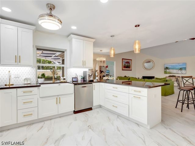 1256 Naples Lake DR, Naples, FL 34104
