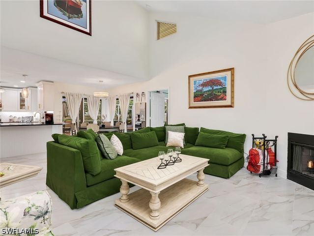 1256 Naples Lake DR, Naples, FL 34104