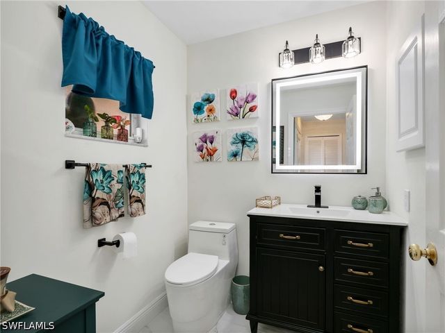 1256 Naples Lake DR, Naples, FL 34104