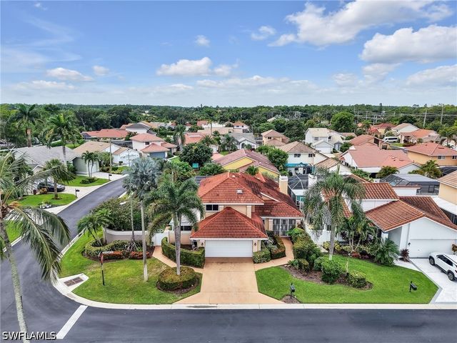 1256 Naples Lake DR, Naples, FL 34104