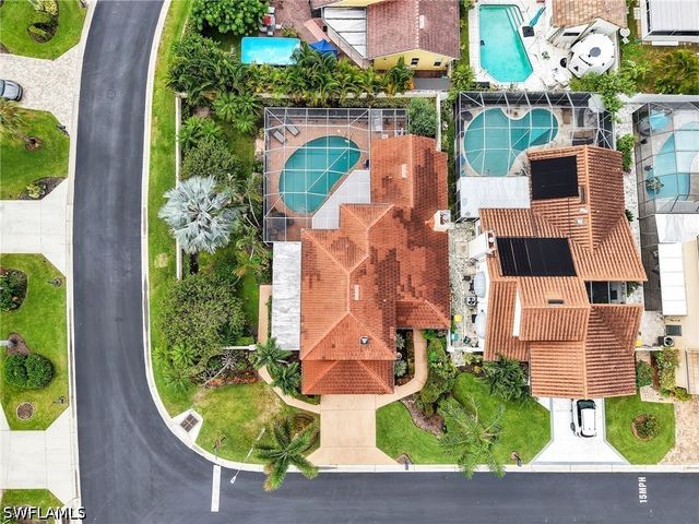 1256 Naples Lake DR, Naples, FL 34104