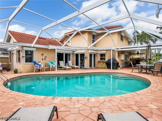 1256 Naples Lake DR, Naples, FL 34104