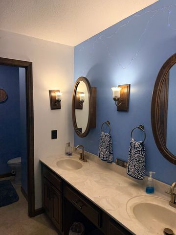 1815 Paula Lane, Marion, IL 62959