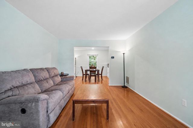 941 PAULSBORO DR, Rockville, MD 20850