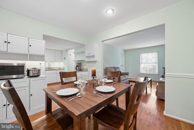 941 PAULSBORO DR, Rockville, MD 20850